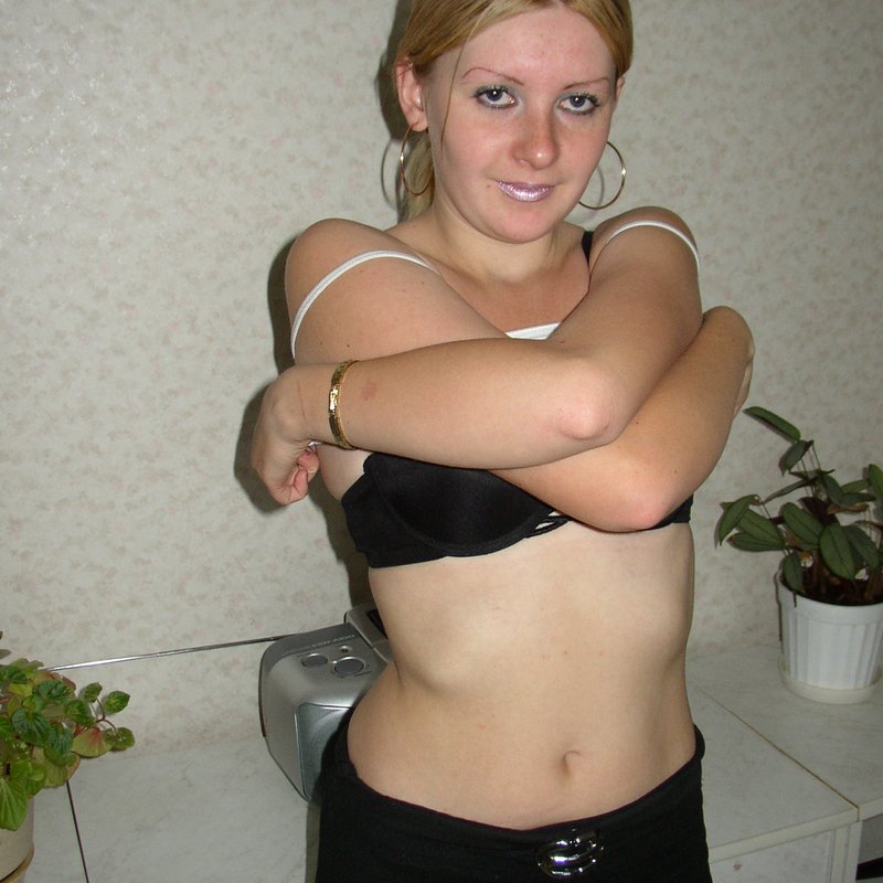 Hannah 20 Escort girls Quévert